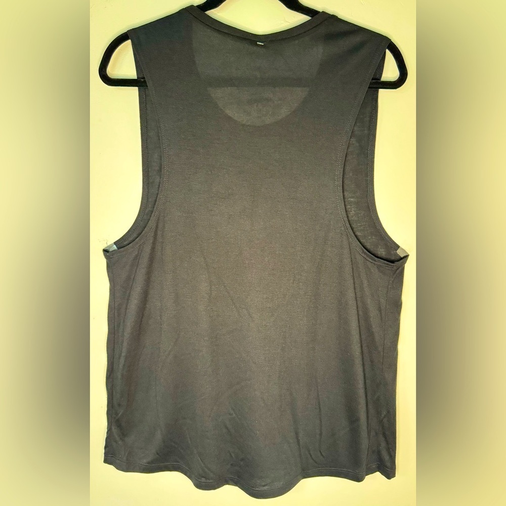 New! Women’s Johnny Cash Tank Top Size 2X From Johnny cash Museum in Tennessee - Picture 8 of 8
